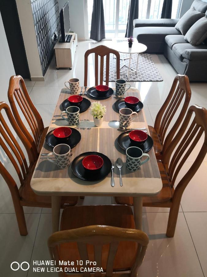 Mcz Homestay Ipoh Town 2Room 7Pax Free Wifi Exterior photo