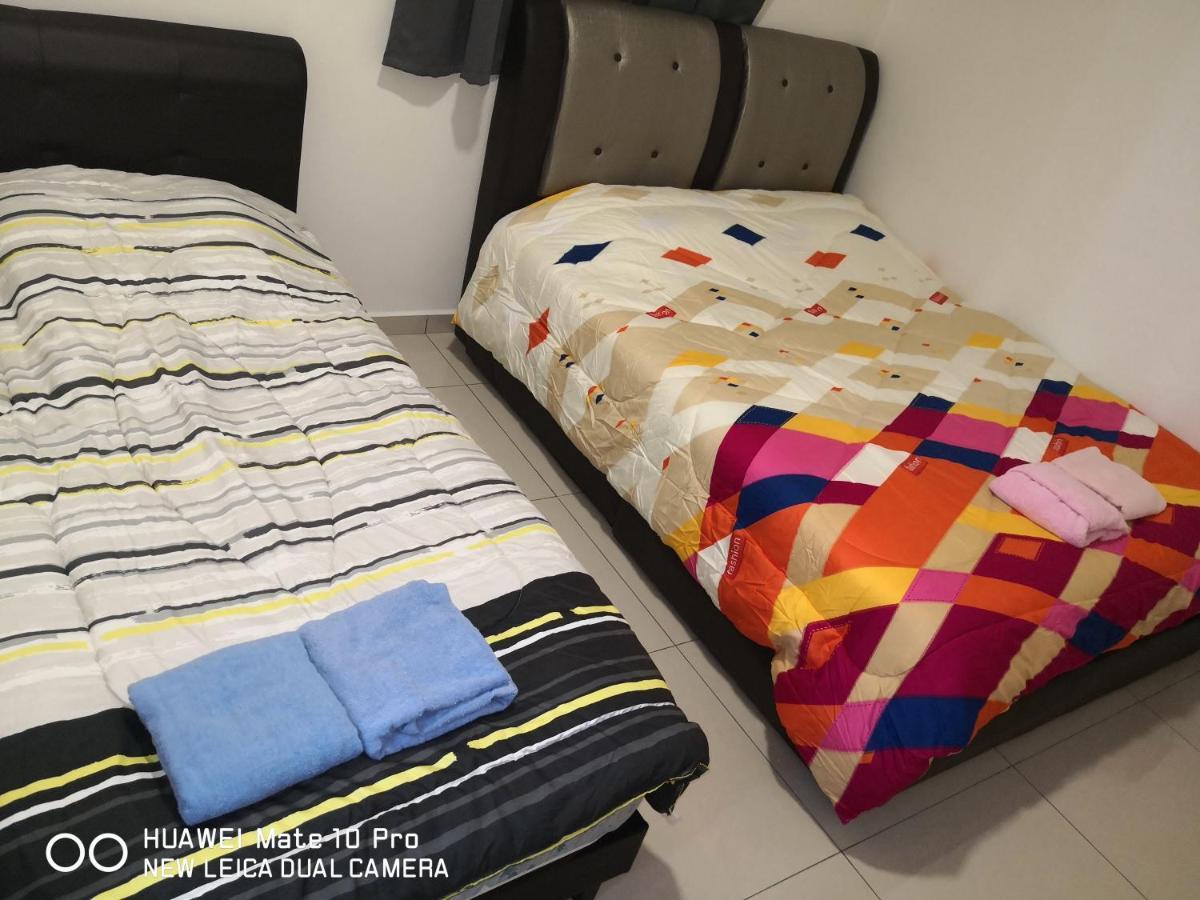 Mcz Homestay Ipoh Town 2Room 7Pax Free Wifi Exterior photo